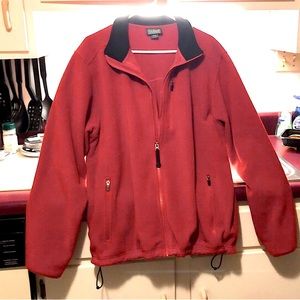 L.L.Bean zip fleece 3 pocket jacket. Perfect condition.Warm,drawstring waist.